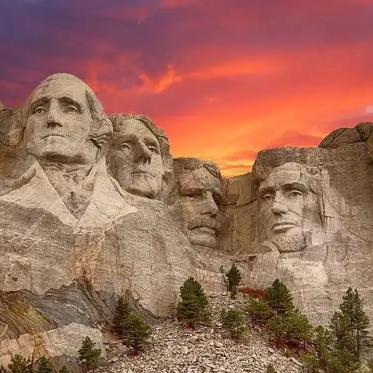Visiting Mount Rushmore: Secrets, History, and Tips for an Unforgettable Trip