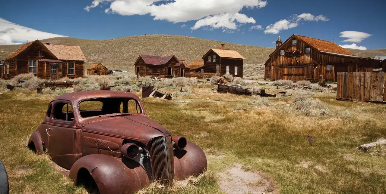 Discovering the Forgotten Cool Abandoned Places in the USA