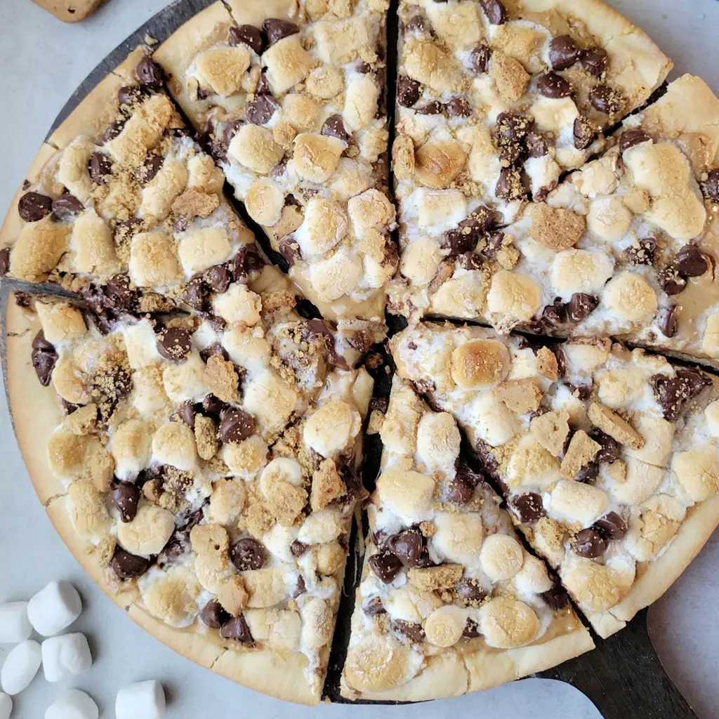Coffee Cake Crunch Dessert Pizza Recipe