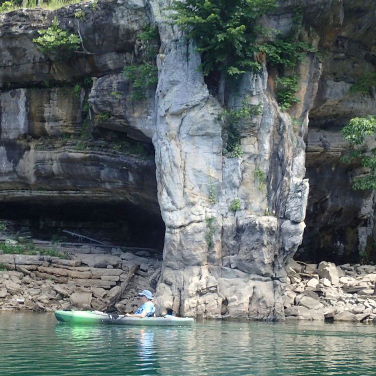 Unwind at Beaver Lake & Eureka Springs, Arkansas’s Hidden Paradise