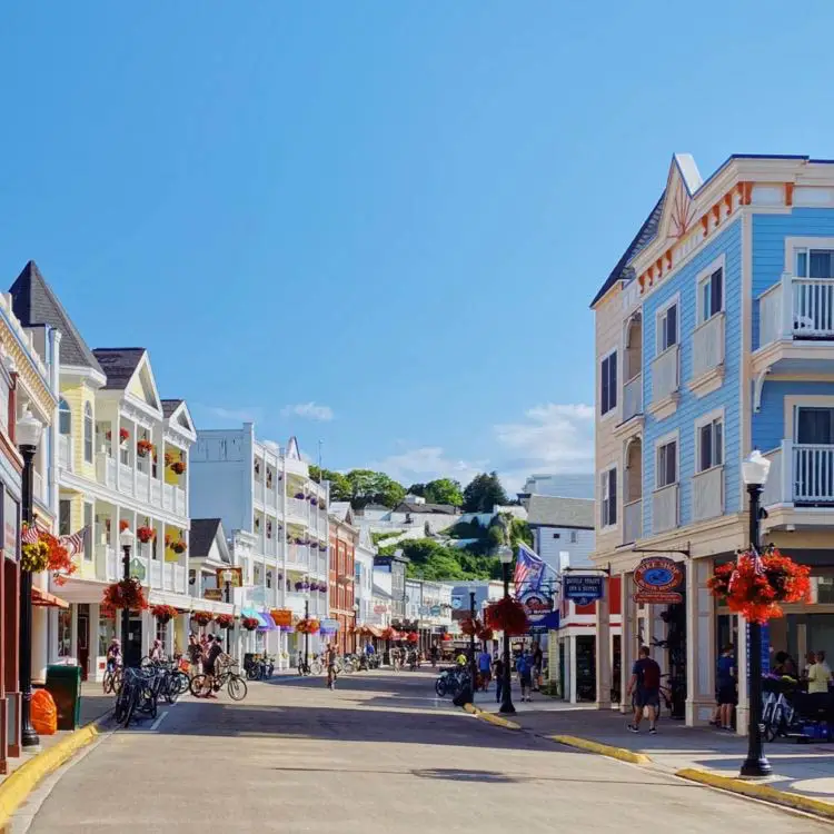 Why You Can’t Leave Michigan Without Visiting Mackinac Island