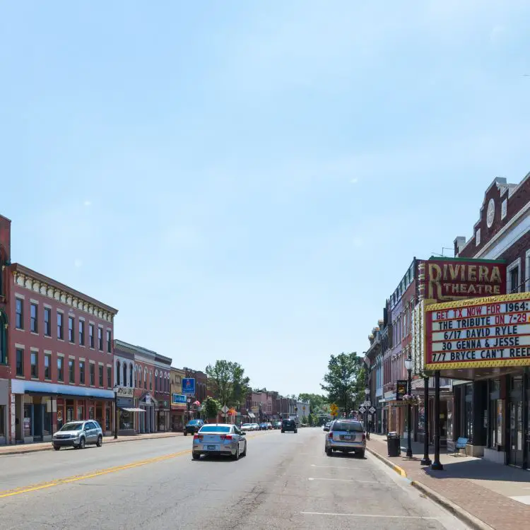 Three Rivers – A Heartfelt Michigan Getaway Filled with History, Food, and Holiday Charm