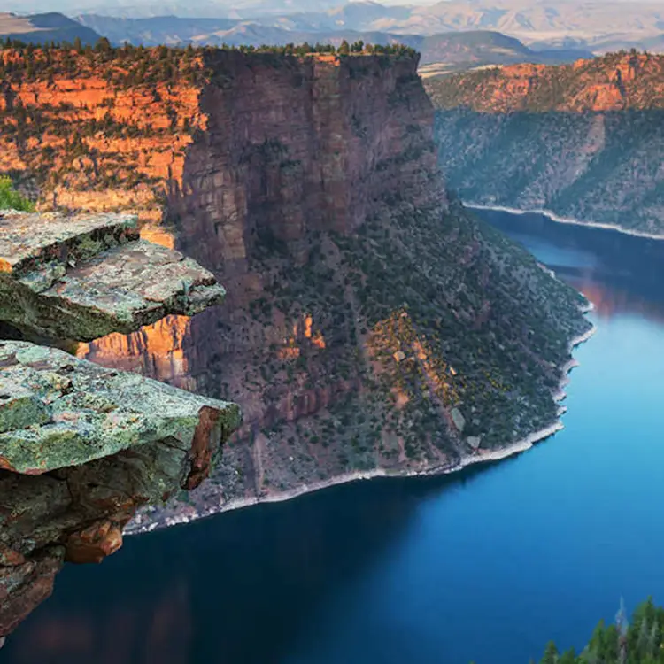 Visiting Flaming Gorge Utah: A Scenic Paradise