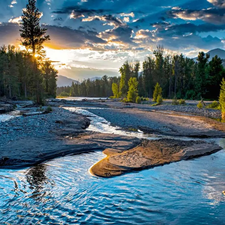 Umpqua National Forest Adventure, Camp, Explore Before Crowds!