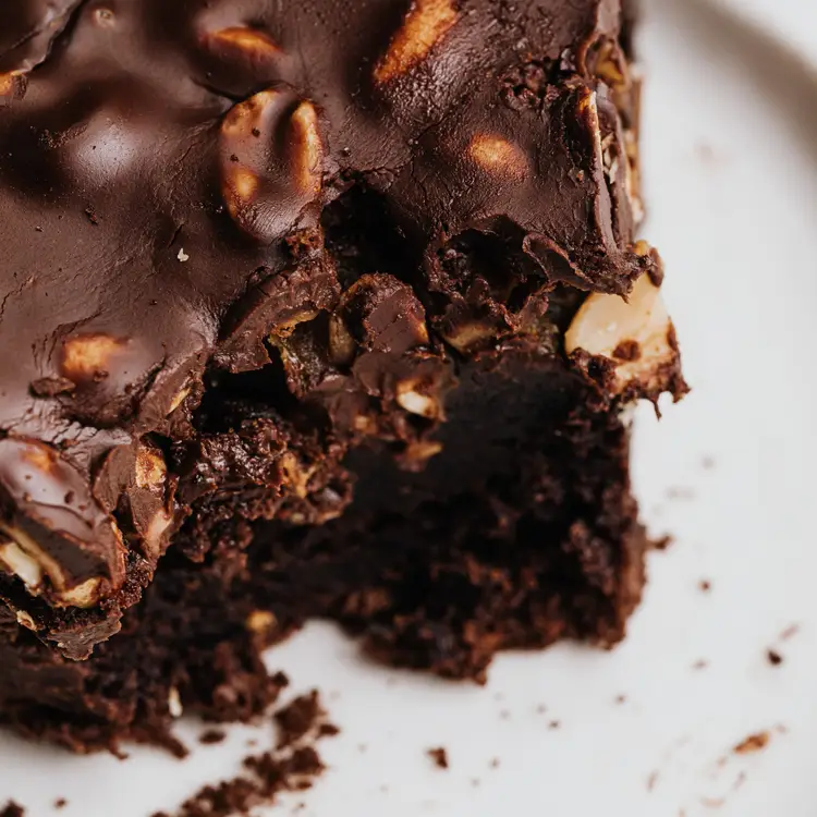 Grandma Cooper&rsquo;s Iced Texas Sheet Cake: A Sweet Family Tradition